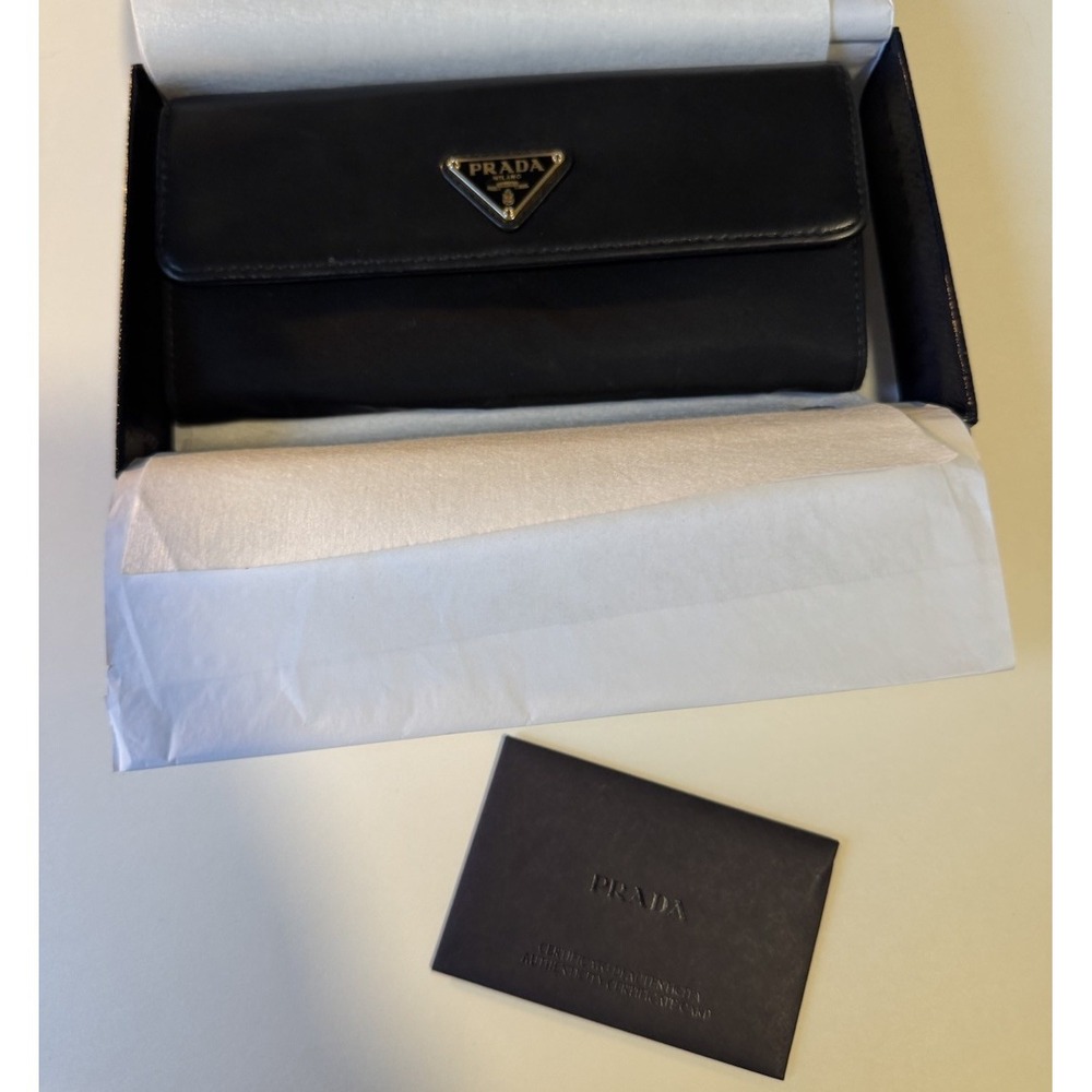 Prada Saffiano Long Black Wallet with Box and Authentication Card - Picture 4 of 16